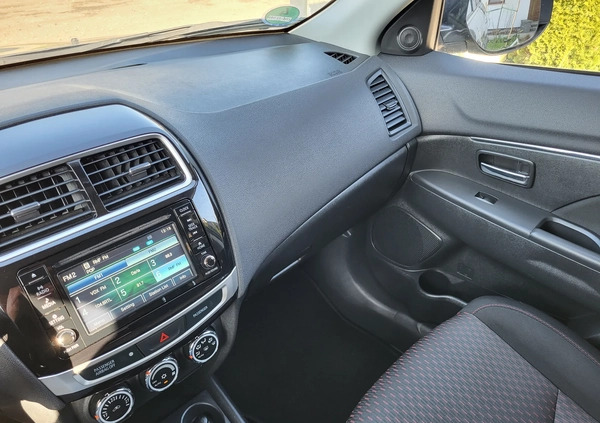 Mitsubishi ASX cena 59900 przebieg: 112000, rok produkcji 2017 z Góra małe 211